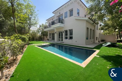 Βίλα σε Jumeirah Golf Estates, Dubai, ΗΑΕ 4 υπνοδωμάτια, 419 τ.μ. Αρ. 667757 - φωτογραφία 3