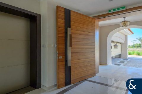 Βίλα σε Jumeirah Golf Estates, Dubai, ΗΑΕ 4 υπνοδωμάτια, 419 τ.μ. Αρ. 667757 - φωτογραφία 16