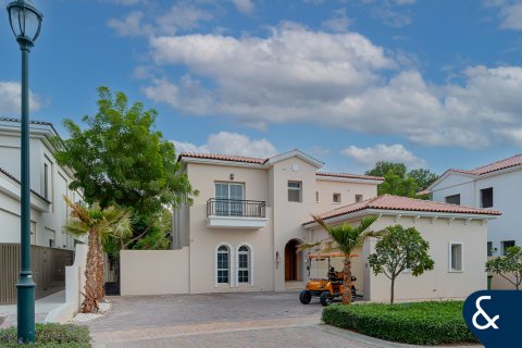 Βίλα σε Jumeirah Golf Estates, Dubai, ΗΑΕ 4 υπνοδωμάτια, 419 τ.μ. Αρ. 667757 - φωτογραφία 2