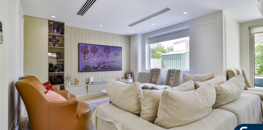 Villa i The Springs, Dubai, UAE 3 sovrum, 210 kvm Nr. 667752