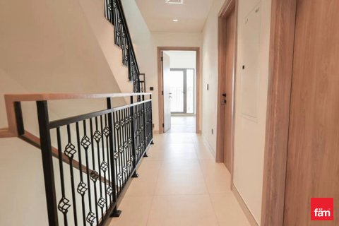 Řadový dům v Dubai, SAE 5 ložnice, 242.4 m² Č.: 710707 - fotografie 5
