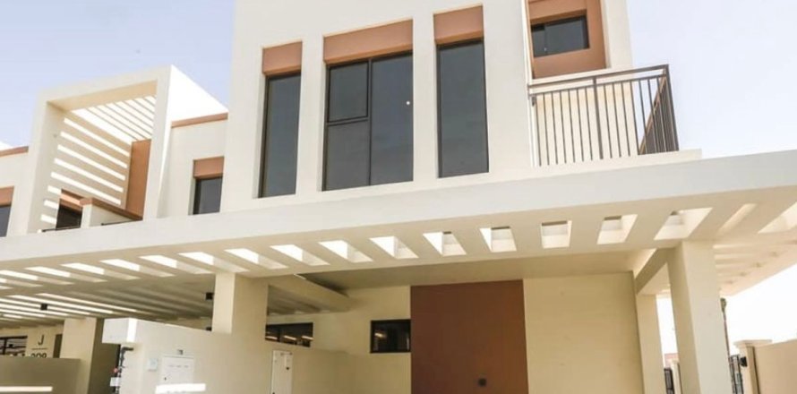Řadový dům v Dubai, SAE 5 ložnice, 242.4 m² Č.: 710707