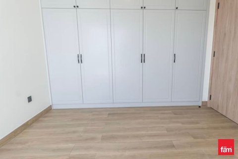 Řadový dům v Dubai, SAE 5 ložnice, 242.4 m² Č.: 710707 - fotografie 8