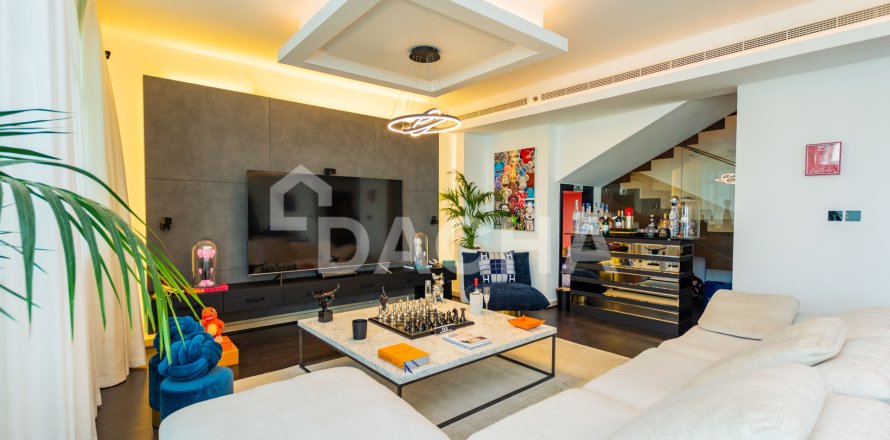 Пәтер Дубай Марина, Дубай, БАӘ-да 3 жатын бөлмелер, 375 м² № 706976