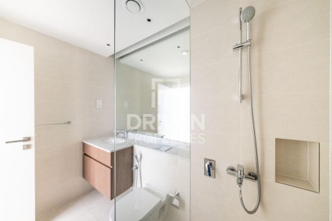 Apartmen di Jumeirah, Dubai, UAE 1 bilik tidur, 86.4 meter persegi № 746068 - foto 12