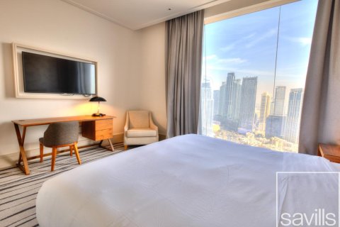 Apartment in Downtown Dubai (Downtown Burj Dubai), Dubai, UAE 3 bedrooms, 186.92 sq.m. № 747637 - photo 20