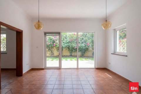 Villa i Dubai, Emiratene 5 soverom, 1002 kvm nr. 713097