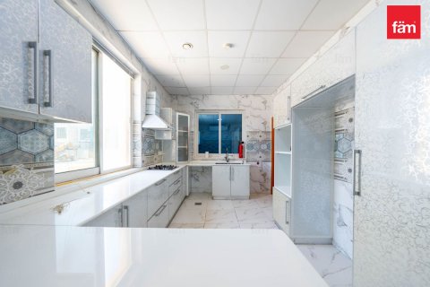 Villa til salg i Al Furjan, Dubai, UAE 6 soveværelser, 617 kvm № 718175 - foto 10