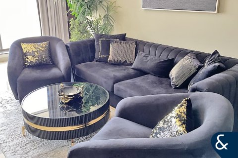 Apartman u ELITE DOWNTOWN RESIDENCE u Downtown Dubai (Downtown Burj Dubai), UAE 2 spavaćih soba, 127 m2 Br. 671651 - fotografija 9