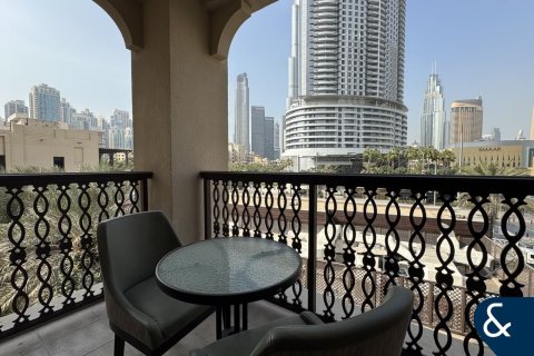 Appartamento in affitto a Old Town, Dubai, EAU 2 camere da letto, 131 mq. № 671649 - foto 18