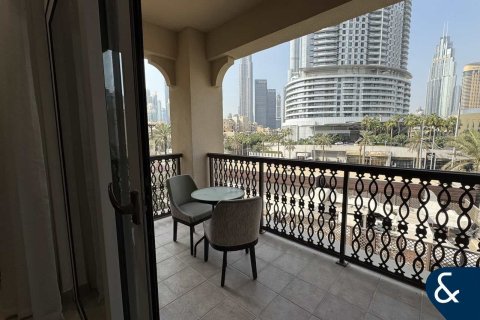 Appartamento in affitto a Old Town, Dubai, EAU 2 camere da letto, 131 mq. № 671649 - foto 19