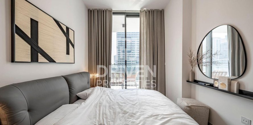 Apartament në Business Bay, Dubai, Emiratet e Bashkuara Arabe 1 dhomë gjumi, 61 m2. № 683535