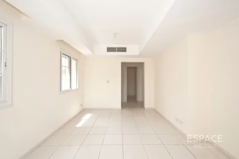 Villa til leie i The Springs, Dubai, Emiratene 2 soverom, 167 kvm Nr. 661212 - Foto 2