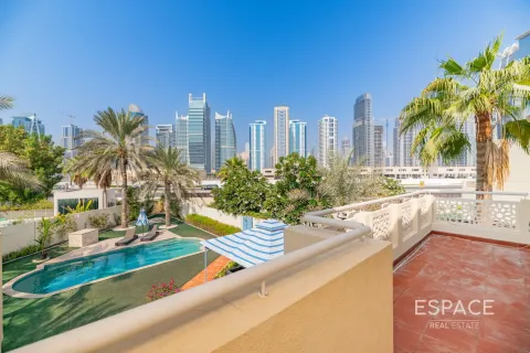 Villa Meadows, Dubaijā, AAE 4 istabas, 353 m2 Nr. 661214 - attēls 19