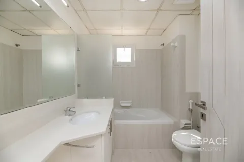 Villa Meadows, Dubaijā, AAE 4 istabas, 353 m2 Nr. 661214 - attēls 7