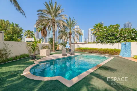 Villa Meadows, Dubaijā, AAE 4 istabas, 353 m2 Nr. 661214 - attēls 2