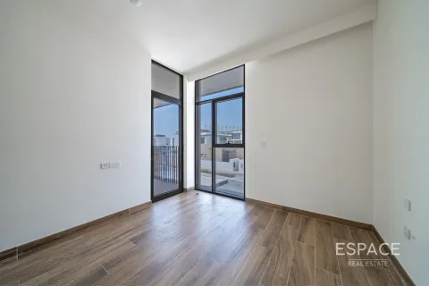 Villa Al Furjan, Dubaijā, AAE 4 istabas, 365 m2 Nr. 661213 - attēls 5