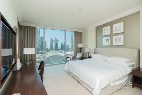 Apartment in Downtown Dubai (Downtown Burj Dubai), UAE 2 bedrooms, 140 sq.m. № 661210 - photo 11