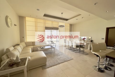 Apartament de închiriat în Palm Jumeirah, Dubai, EAU 2 dormitoare, 156 mp.  №703284 - poză 6