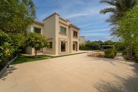فيلا للبيع في Jumeirah Islands، دبي، الإمارات العربية المتحدة 4 غرفة نوم ، 345 متر مربع ، رقم 766181 - صورة 2