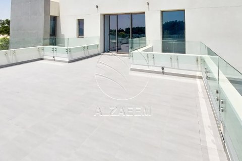 וילה להשכרה ב Yas Island, Abu Dhabi, איחוד האמירויות 4 חדרי שינה, 716 מ"ר, מספר 725747 - תמונה 1