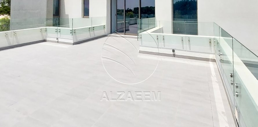 וילה ב Yas Island, Abu Dhabi, איחוד האמירויות 4 חדרי שינה, 716 מ"ר מספר 725747