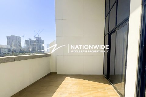 Duplex in Abu Dhabi, UAE 3 bedrooms, 123 sq.m. № 631973 - photo 10