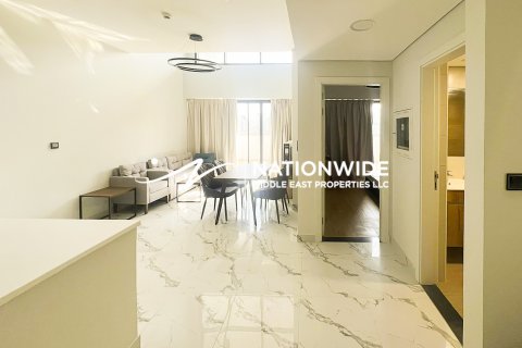 Duplex in Abu Dhabi, UAE 3 bedrooms, 123 sq.m. № 631973 - photo 2