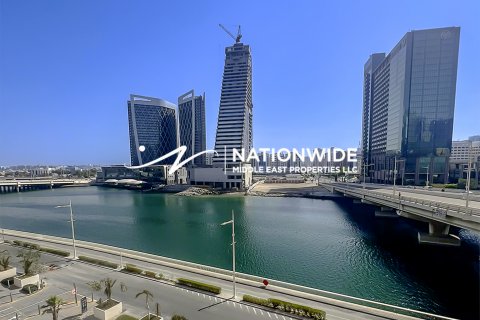 Duplex in Abu Dhabi, UAE 3 bedrooms, 123 sq.m. № 631973 - photo 1