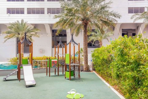 Huoneisto Sheikh Zayed Road, Dubai, Arabiemiraatit 2 makuuhuonetta, 126.44 m2 № 749784 - kuva 12