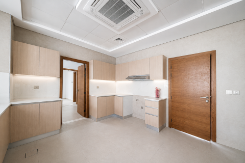 Vila v Sharjah, SAE 5 spální, 675.87 m2 č. 749788 - Fotografia 16