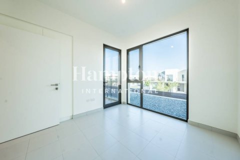 Townhouse in Dubai South (Dubai World Central), UAE 3 bedrooms, 162.58025000 sq.m. № 710856 - photo 13