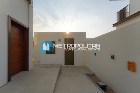 Vila v Abu Dhabi, SAE 5 spální, 707.3 m2 č. 651869 - Fotografia 26