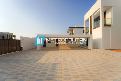 Vila v Abu Dhabi, SAE 5 spální, 707.3 m2 č. 651869 - Fotografia 25