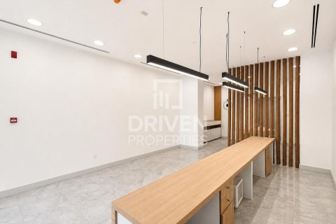 Magasin à louer à Al Satwa, Dubai, EAU 64.38 m2 № 768687 - photo 6