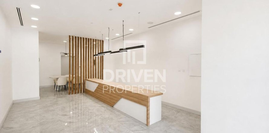 Magasin à Al Satwa, Dubai, EAU: 64.38 m2 № 768687