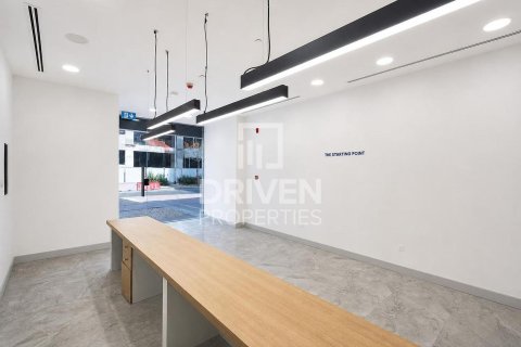 Magasin à louer à Al Satwa, Dubai, EAU 64.38 m2 № 768687 - photo 7