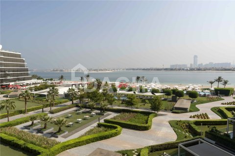 Lägenhet till försäljning i Palm Jumeirah, Dubai, UAE 2 sovrum, 124 kvm Nr. 763156 - fotografi 17