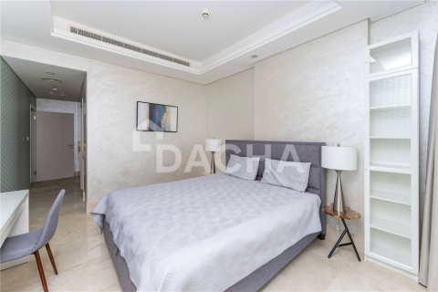 Lägenhet till försäljning i Palm Jumeirah, Dubai, UAE 2 sovrum, 124 kvm Nr. 763156 - fotografi 11