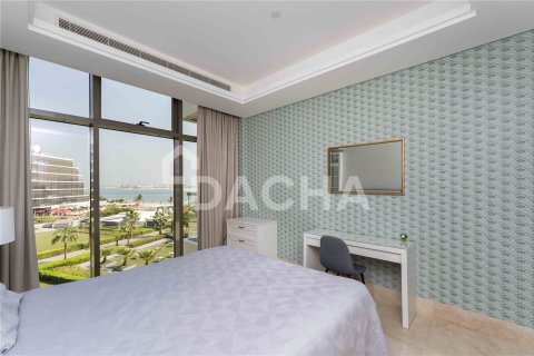 Lägenhet till försäljning i Palm Jumeirah, Dubai, UAE 2 sovrum, 124 kvm Nr. 763156 - fotografi 9