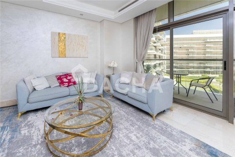 Lägenhet till försäljning i Palm Jumeirah, Dubai, UAE 2 sovrum, 124 kvm Nr. 763156 - fotografi 2