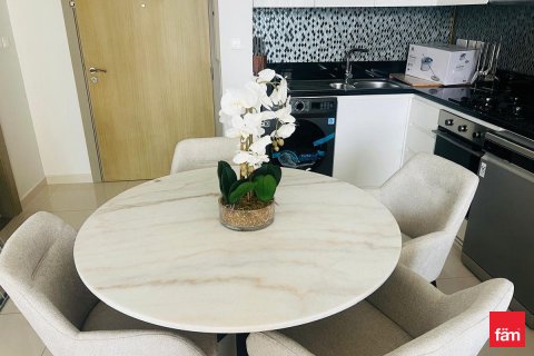 Apartment sa Business Bay, Dubai, UAE 2 silid-tulugan, 75.8 sq.m. № 644893 - larawan 13