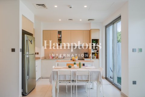 Rijtjeshuis te huur in Arabian Ranches 3, Dubai, VAE 3 slaapkamers, 128.57961006 vr.m., nr 680460 - foto 15