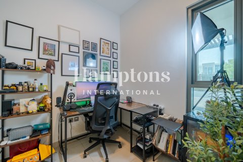 Rijtjeshuis te huur in Arabian Ranches 3, Dubai, VAE 3 slaapkamers, 128.57961006 vr.m., nr 680460 - foto 6