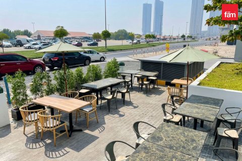 Business Bay、Dubai、UAE にある店舗の賃貸物件 90.3 m2、No754846 - 写真 2