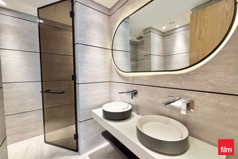 Villa till försäljning i Dubai, UAE 3 sovrum, 144.2 kvm Nr. 708219 - fotografi 24