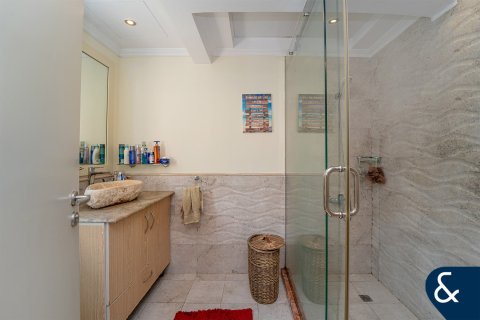 Villa en venta en Dubai Sports City, Dubai, EAU 4 dormitorios, 311 m2 № 671211 - foto 10