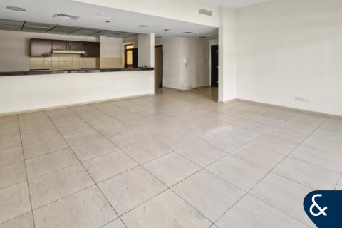 Купить таунхаус в Джумейра Вилладж Серкл, Дубай, ОАЭ 4 спальни, 296м2, № 671207 - фото 2