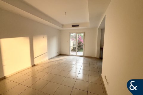 Villa itt: The Springs, Dubai, EAE, 2 hálószoba, 157 m², azonosító: 671209 - fénykép 5