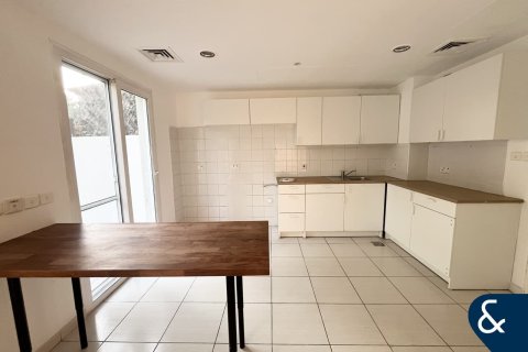 Villa itt: The Springs, Dubai, EAE, 2 hálószoba, 157 m², azonosító: 671209 - fénykép 7